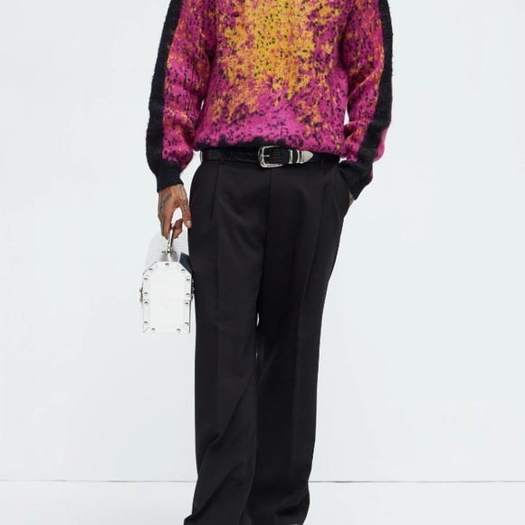 Vibrant Pink and Yellow Crewneck Sweater with Soft Texture - Picture 6 of 11